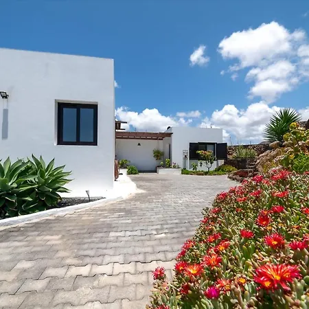 Vistas Salinas Villa
